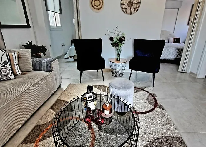 Andria Semesterbostad *