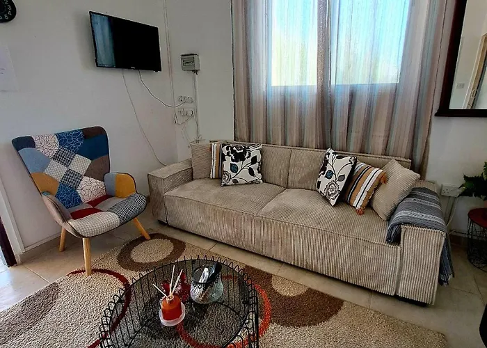 Casa de Férias Andria Peristerona (Paphos)